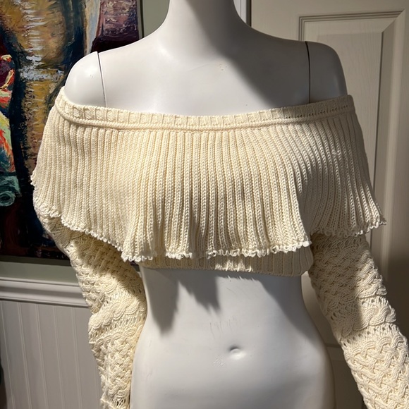 💋Philosophy Di Lorenzo Serafini cropped Off Shoulder HandKnit Sweater in Natural - Picture 2 of 13
